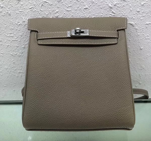 2020 new fashion women backpacks luxury designer handbags purse genuine leather shoulder bag back pack 20x9x22cm
2020 new fashion women backpacks luxury designer handbags purse genuine leather shoulder bag back pack 20x9x22cm