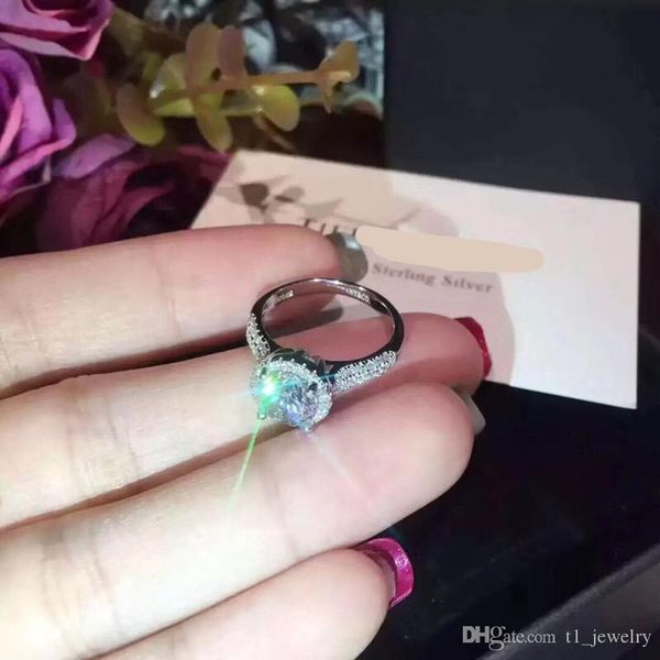 большой бриллиантовое кольцо женщины обручальные кольца charm valentine day's американский ins горячие ювелирные изделия, Silver
большой бриллиантовое кольцо женщины обручальные кольца charm valentine day's американский ins горячие ювелирные изделия, Silver