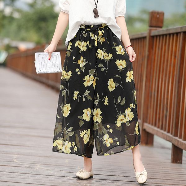 2019 easy printing literature countryside wind cool and refreshing seven part chiffon wide leg pants, Black;white
2019 easy printing literature countryside wind cool and refreshing seven part chiffon wide leg pants, Black;white