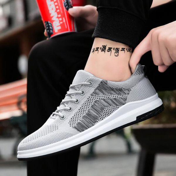 men running shoes triple black light gray fashion men trainer breathable outdoor sport sneaker size 40-44
men running shoes triple black light gray fashion men trainer breathable outdoor sport sneaker size 40-44