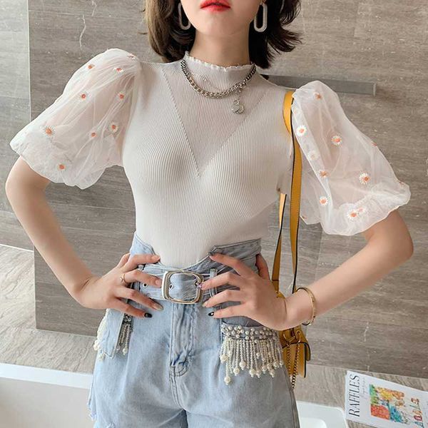 women's blouses & shirts summer puff sleeve knitted shirt short korean ins small daisy mesh stitching, White
women's blouses & shirts summer puff sleeve knitted shirt short korean ins small daisy mesh stitching, White