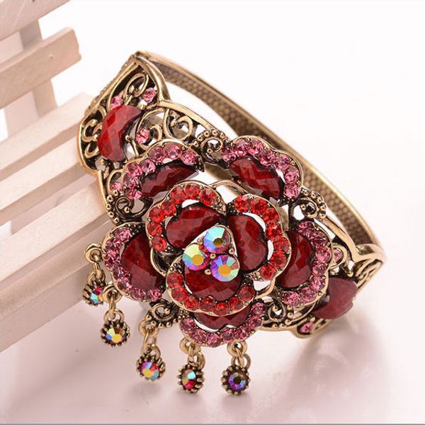 antique flower vintage women party hand jewelry classic costume metal bangle bracelet, Black
antique flower vintage women party hand jewelry classic costume metal bangle bracelet, Black