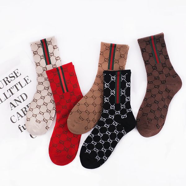 женские носки бренд мода осень зима письмо печати личности высокие носки трубки женская тенденция носок роскошное нижнее белье 2019, Black;white 
женские носки бренд мода осень зима письмо печати личности высокие носки трубки женская тенденция носок роскошное нижнее белье 2019, Black;white