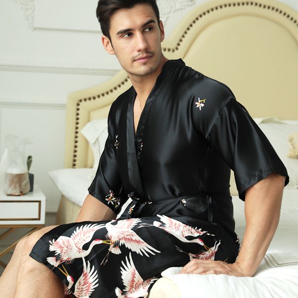 black chinese men silk rayon robe summer casual wedding man sleepwear v-neck kimono yukata bath gown plus size xxxl, Black;brown
black chinese men silk rayon robe summer casual wedding man sleepwear v-neck kimono yukata bath gown plus size xxxl, Black;brown