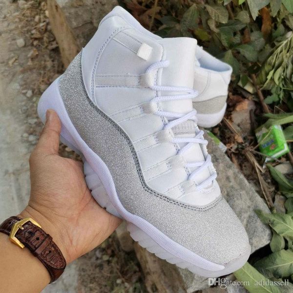 new 11 wmns metallic silver bred prm gym chicago midnight navy concord 45 11s space jumpman basketball shoes mens womens sport sneakers
new 11 wmns metallic silver bred prm gym chicago midnight navy concord 45 11s space jumpman basketball shoes mens womens sport sneakers