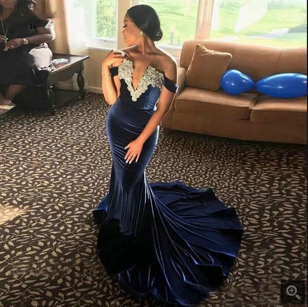 vestido de festa navy blue velvet mermaid beading sequins prom dresses off the shoulder v neckline court train prom gowns selling, Black
vestido de festa navy blue velvet mermaid beading sequins prom dresses off the shoulder v neckline court train prom gowns selling, Black