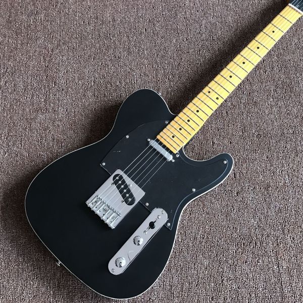 custom shop,classical tele 6 strings maple fingerboard electric guitar,black guitarra with chrome hardware
custom shop,classical tele 6 strings maple fingerboard electric guitar,black guitarra with chrome hardware