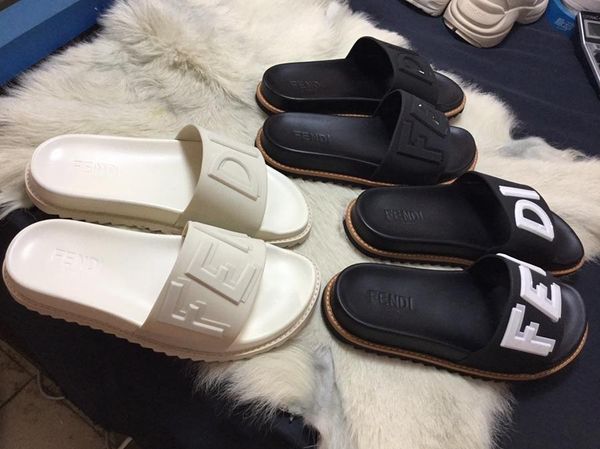 2019 sports designer summer men's breathable comfortable slippers flat sandals letters, Black
2019 sports designer summer men's breathable comfortable slippers flat sandals letters, Black