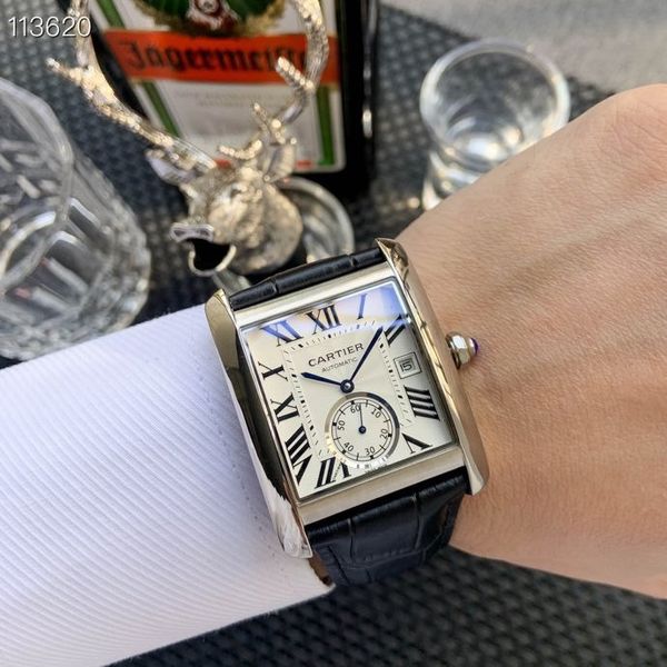 2019 men's watch, the classic three needle design mechanical movement 316 fine steel case cowhand strap size 40*12
2019 men's watch, the classic three needle design mechanical movement 316 fine steel case cowhand strap size 40*12