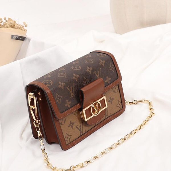 drop ship womens leather shoulder small flap crossbody bags chain designer luxury womens bag fashion women shoulder bag messenger bag
drop ship womens leather shoulder small flap crossbody bags chain designer luxury womens bag fashion women shoulder bag messenger bag