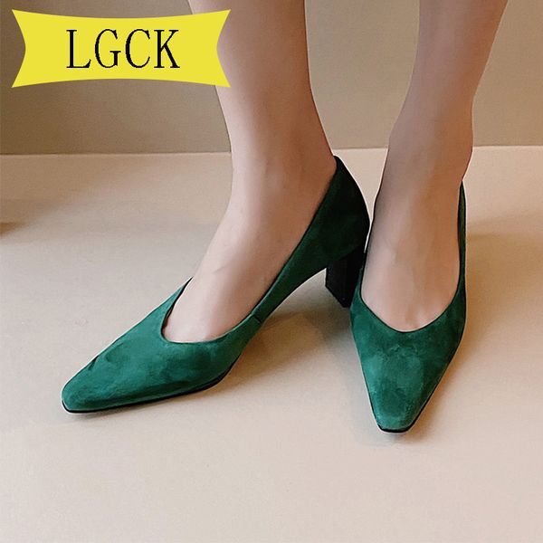 plus size 34-43 fashion genuine leather ladies pumps pointed toe slip-on shoes handmade office 6 cm high heel women pumps, Black
plus size 34-43 fashion genuine leather ladies pumps pointed toe slip-on shoes handmade office 6 cm high heel women pumps, Black