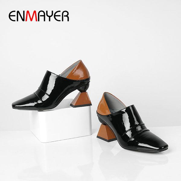 enmayer 2020 luxury shoes women basic patent leather pointed toe ladies shoes square heel slip-on spring/autumn women pumps34-43, Black
enmayer 2020 luxury shoes women basic patent leather pointed toe ladies shoes square heel slip-on spring/autumn women pumps34-43, Black