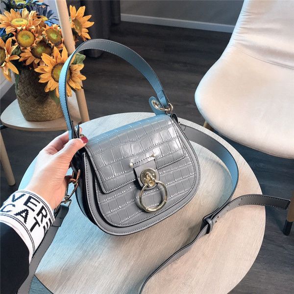 2020 new handbags women handbags purses woman fashion bags famous handbags shoulder bags mini size shoulder bag
2020 new handbags women handbags purses woman fashion bags famous handbags shoulder bags mini size shoulder bag