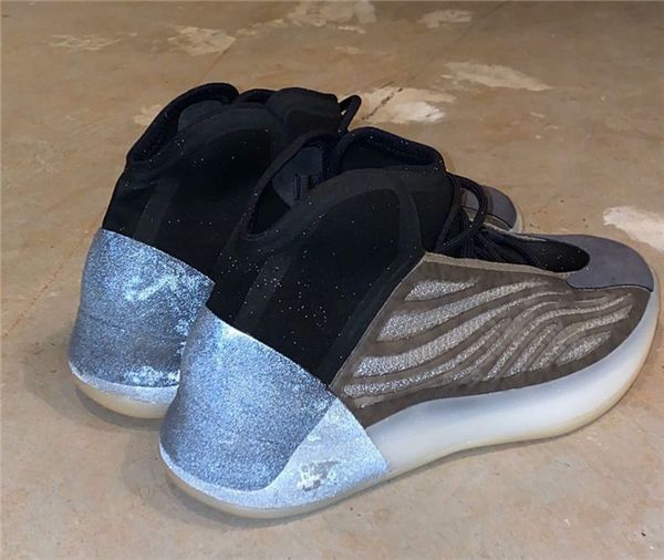 2020 originals qntm barium quantum h68771 kanye west 3m reflective mens womens basketball shoes outdoor sneakers with box
2020 originals qntm barium quantum h68771 kanye west 3m reflective mens womens basketball shoes outdoor sneakers with box