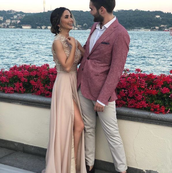 aso ebi arabic prom dresses chiffon evening dresses lace beaded a-line high split formal party bridesmaid pageant gowns z94, Black
aso ebi arabic prom dresses chiffon evening dresses lace beaded a-line high split formal party bridesmaid pageant gowns z94, Black