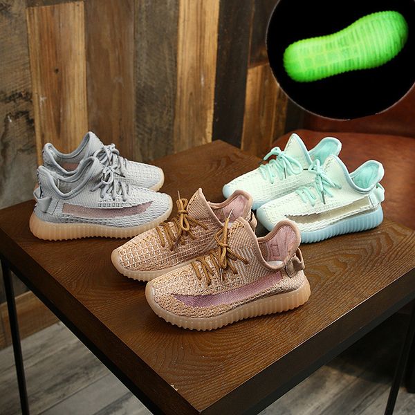 children shoes girls casual shoes summer 2020 new breathable mesh boys sports luminous bottom kids for girl sneakers, Black;red
children shoes girls casual shoes summer 2020 new breathable mesh boys sports luminous bottom kids for girl sneakers, Black;red
