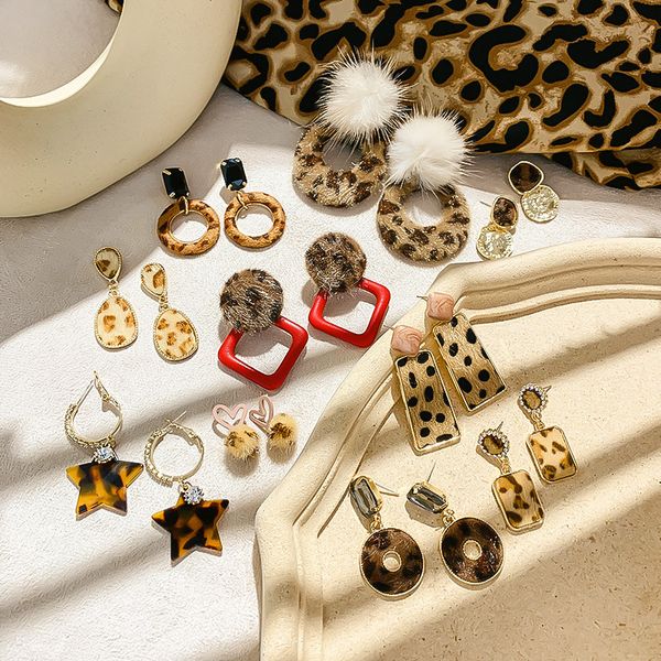 leopard s925 sterling silver needle плюшевого сексуальные сереги стержень для ювелирных изделий женщины девушки моды винтажного стиля, Golden;silver
leopard s925 sterling silver needle плюшевого сексуальные сереги стержень для ювелирных изделий женщины девушки моды винтажного стиля, Golden;silver