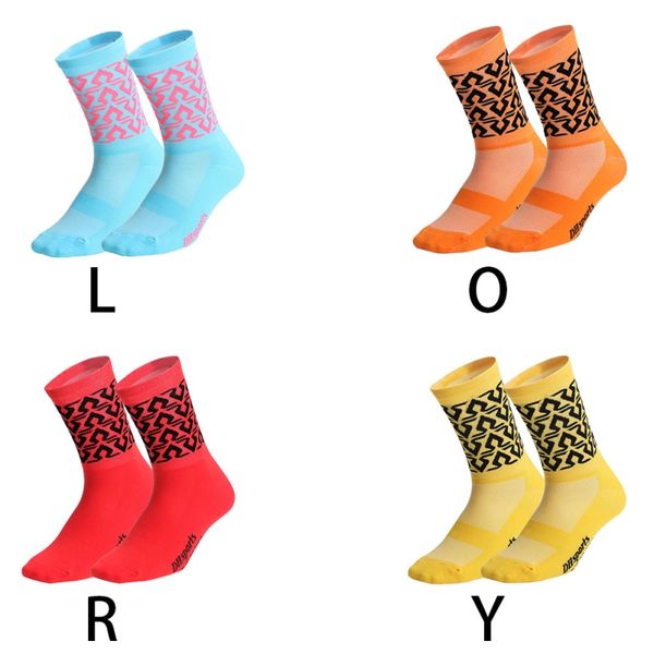 outdoor running sports socks hiking wear-resistant breathable soft socks riding new, Black
outdoor running sports socks hiking wear-resistant breathable soft socks riding new, Black