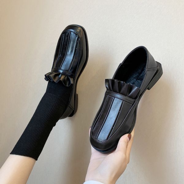 autumn soft flat black shoes for women square toe women's heels british style casual female sneakers flats slip-on shallow
autumn soft flat black shoes for women square toe women's heels british style casual female sneakers flats slip-on shallow