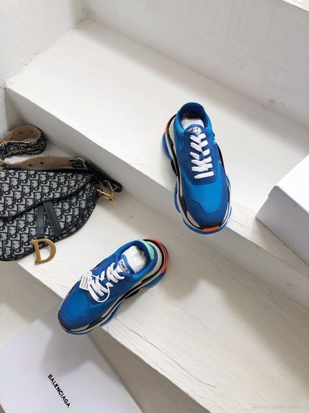 2020 latest triple s clear sole sneakers ladies brand-name shoes ladies casual comfortable shoes size 35-45 model 3974540031
2020 latest triple s clear sole sneakers ladies brand-name shoes ladies casual comfortable shoes size 35-45 model 3974540031