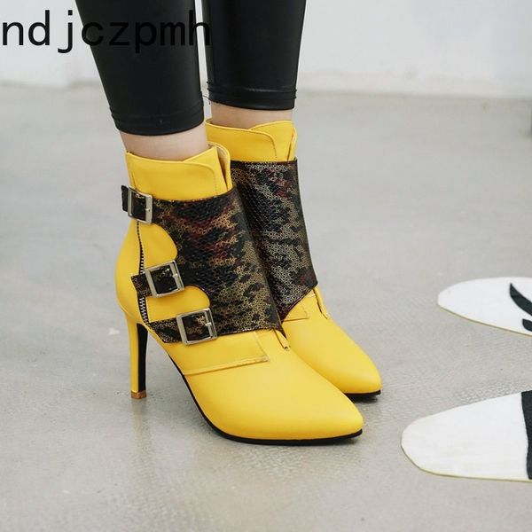 women's boots new autumn and winter pointed color matching zipper high heel ankle boots women's shoes plus size 31-48 8.5cm high, Black
women's boots new autumn and winter pointed color matching zipper high heel ankle boots women's shoes plus size 31-48 8.5cm high, Black