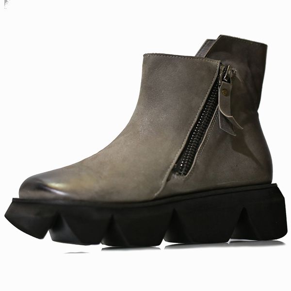 boots vallu 2021 autumn and winter style leather wedge women thick bottom casual round head, Black
boots vallu 2021 autumn and winter style leather wedge women thick bottom casual round head, Black