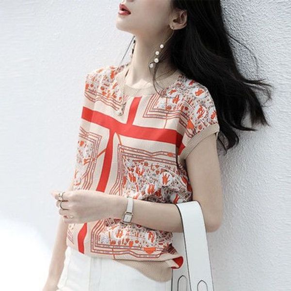printed t- shirt chiffon clothes women's summer 2020 european style small shirt thin short-sleeved round collar stitching t-shirt, White
printed t- shirt chiffon clothes women's summer 2020 european style small shirt thin short-sleeved round collar stitching t-shirt, White