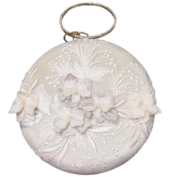 fashion ladies bag tassel metal small day clutch bag ladies embroidery evening wedding wallet female handbag
fashion ladies bag tassel metal small day clutch bag ladies embroidery evening wedding wallet female handbag