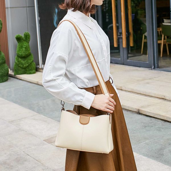 женщины старинные простой сумочка женский дикая кожа плеча crossbody сумка 20120 новые дамы мульти-карман мода сумка
женщины старинные простой сумочка женский дикая кожа плеча crossbody сумка 20120 новые дамы мульти-карман мода сумка