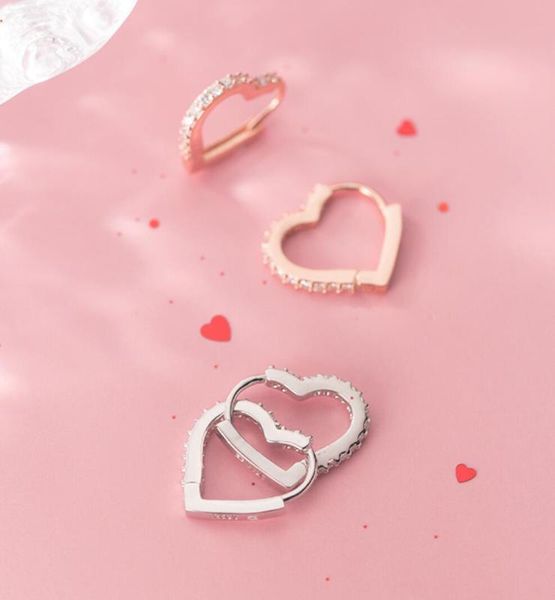 925 sterling silver fashion jewelry heart cz pave huggie hoop earrings women a1347, Golden;silver
925 sterling silver fashion jewelry heart cz pave huggie hoop earrings women a1347, Golden;silver