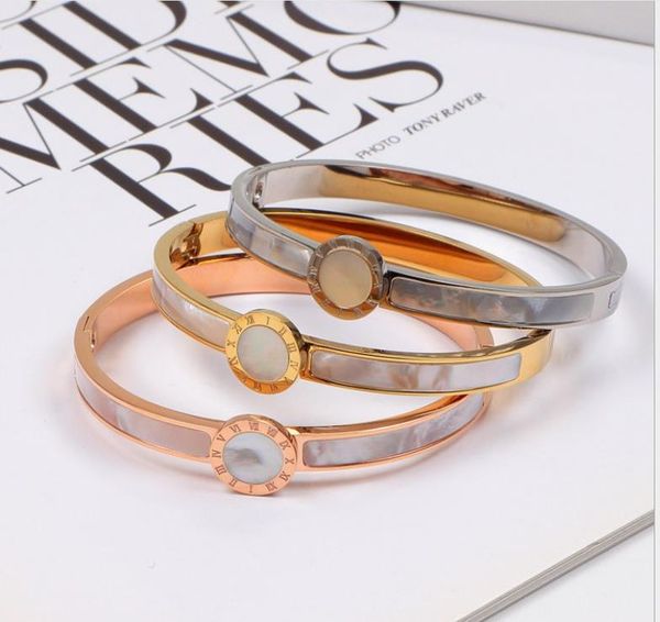 white shell bracelet round 18k titanium steel letter bracelet, Golden;silver
white shell bracelet round 18k titanium steel letter bracelet, Golden;silver
