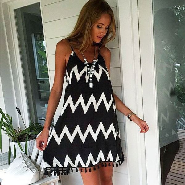 2019 women wavy stripe loose dress backless stripe party club beach dress plus size with tassel, Blue;gray
2019 women wavy stripe loose dress backless stripe party club beach dress plus size with tassel, Blue;gray