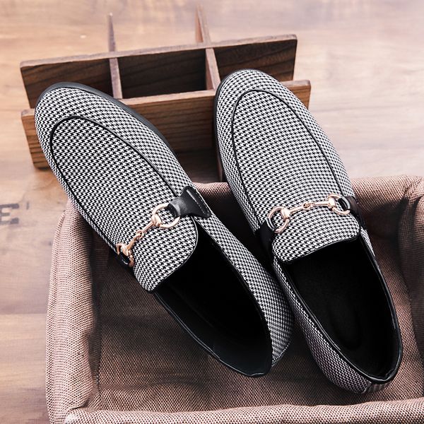 2019 new men leather loafers fashion party dress shoes business leisure man shoes breathable comfortable men's boat footwear, Black
2019 new men leather loafers fashion party dress shoes business leisure man shoes breathable comfortable men's boat footwear, Black