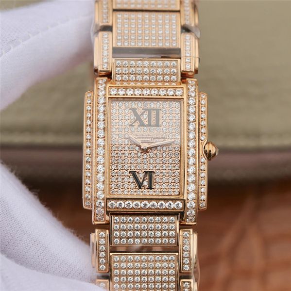 the awtwenty~4 series luxury watch is equipped with caliber quartz movement luxury watch case size is 25*30 mm ladies watch, Slivery;brown
the awtwenty~4 series luxury watch is equipped with caliber quartz movement luxury watch case size is 25*30 mm ladies watch, Slivery;brown