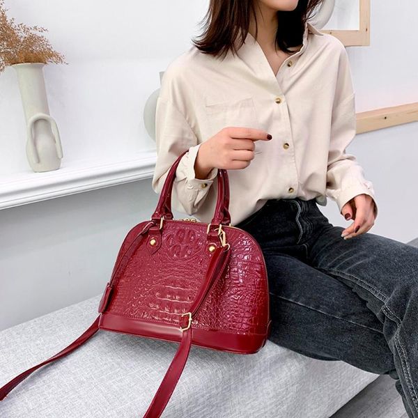 женщины solid color crossbody сумка большой емкость кожа плечо сумка сумка tote crossbody сумка площадь сумка
женщины solid color crossbody сумка большой емкость кожа плечо сумка сумка tote crossbody сумка площадь сумка