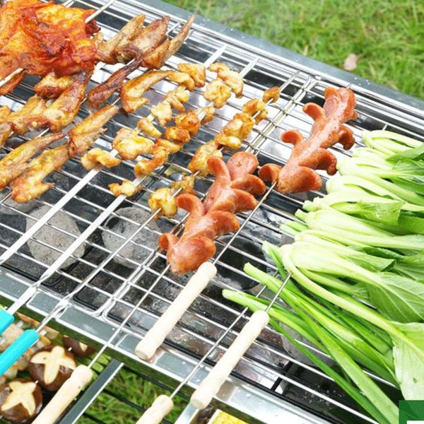 7 pcs barbecue tool kit barbecue accessories suitable for outdoor camping in backyard