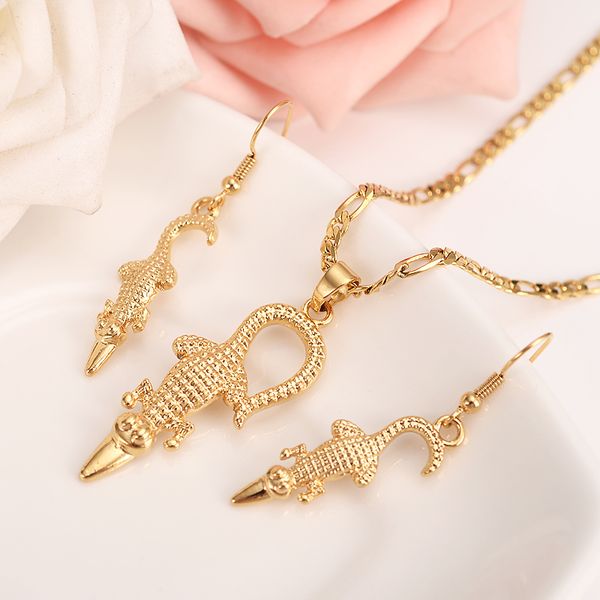crocodile pendant necklace&earrings set gold color papua new guinea jewelry png crocodile jewelry set for women girls men gift, Slivery;golden
crocodile pendant necklace&earrings set gold color papua new guinea jewelry png crocodile jewelry set for women girls men gift, Slivery;golden