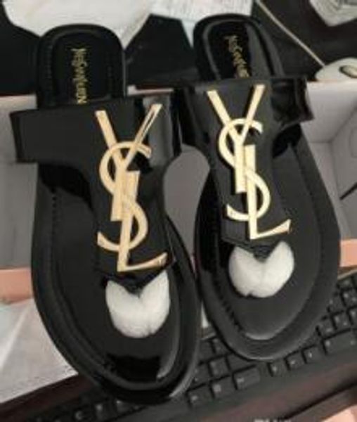 2018 NEW Europe Brand Slippers Womens Indoor Sandal Fashion Casual shoes Non-slip summer Pearl accessories flip flops slipper 
2018 NEW Europe Brand Slippers Womens Indoor Sandal Fashion Casual shoes Non-slip summer Pearl accessories flip flops slipper