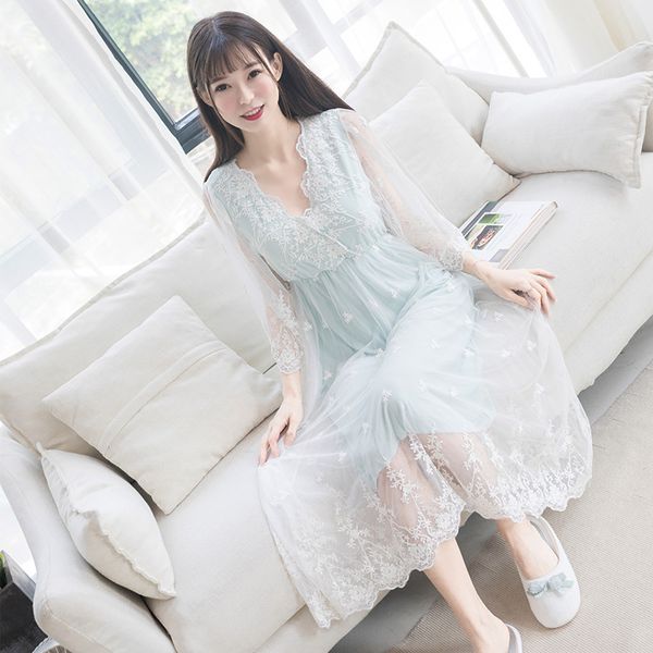 women soft modal vintage long nightgown autumn sweet long sleeve white lace sleepwear nightwear home clothes 1801, Black;red
women soft modal vintage long nightgown autumn sweet long sleeve white lace sleepwear nightwear home clothes 1801, Black;red