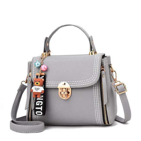 2018 korean style new trend women handbags ladies fashion flap small shoulder bags for girls female party shopping messenger bag
2018 korean style new trend women handbags ladies fashion flap small shoulder bags for girls female party shopping messenger bag