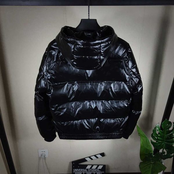 sell brand design men women casual down jacket luxury coats mens outdoor warm jacket man winter coat outwear jackets parka b102393d, Black
sell brand design men women casual down jacket luxury coats mens outdoor warm jacket man winter coat outwear jackets parka b102393d, Black