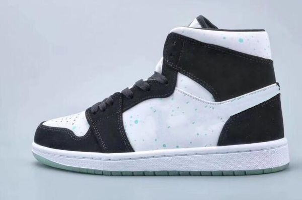 2020 new arrival 1s high white black with blue spots leather women men outdoor shoes shoes size 36-47
2020 new arrival 1s high white black with blue spots leather women men outdoor shoes shoes size 36-47