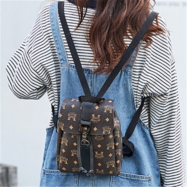 gift backpack floral printing mini bucket bag clasp shoulder strap hanbag leather lady drawstring backpack women fashion shoulder bag
gift backpack floral printing mini bucket bag clasp shoulder strap hanbag leather lady drawstring backpack women fashion shoulder bag