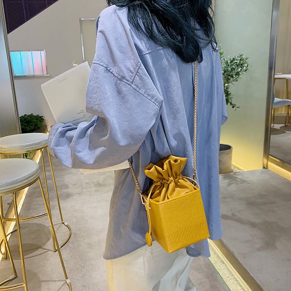 drawstring bucket bag women purses bags fashion personality gift box small flap ladies handbags box shape crossbody bags
drawstring bucket bag women purses bags fashion personality gift box small flap ladies handbags box shape crossbody bags