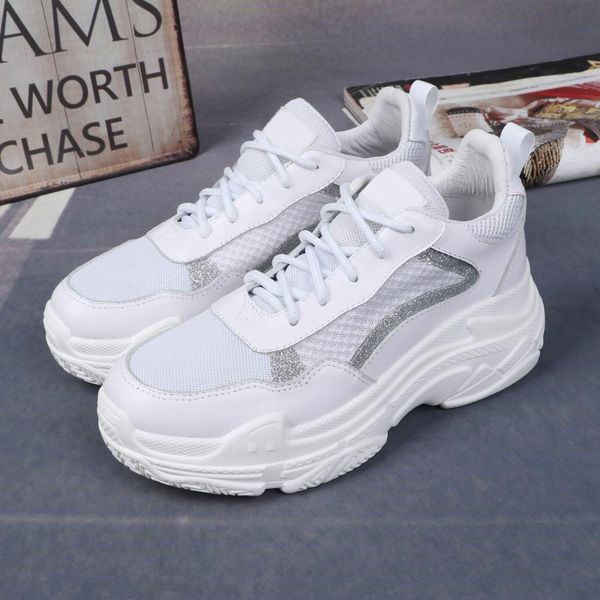 new r quality fashion luxury designer women sneakers casual shoes classic white women casual shoes size 35-40, Black
new r quality fashion luxury designer women sneakers casual shoes classic white women casual shoes size 35-40, Black