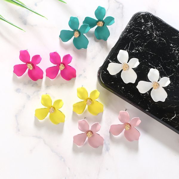 5 colors korean big flower stud earrings spray paint hyperbole sweet elegant fresh earring for women girls fashion jewelry gift, Golden;silver
5 colors korean big flower stud earrings spray paint hyperbole sweet elegant fresh earring for women girls fashion jewelry gift, Golden;silver