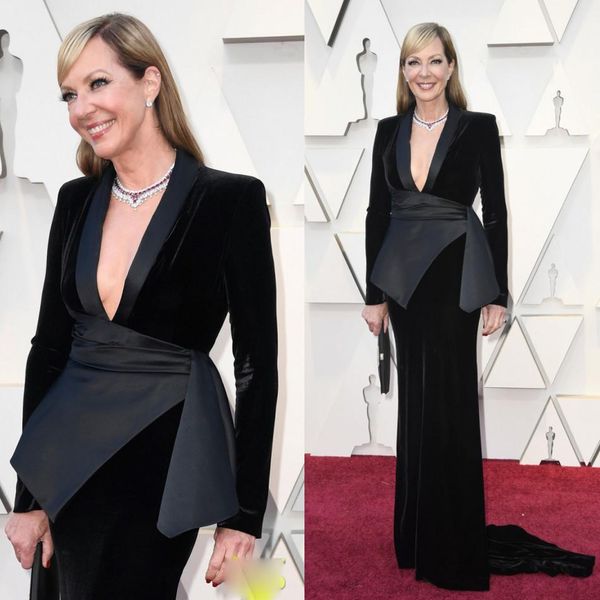 2019 oscar black mermaid evening dresses suits v neck long sleeves velvet sweep train prom gowns custom special occasion dress, Black;red
2019 oscar black mermaid evening dresses suits v neck long sleeves velvet sweep train prom gowns custom special occasion dress, Black;red