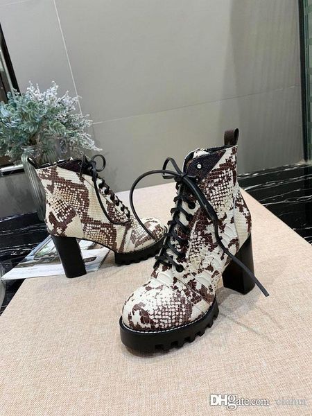 luxury womens boots snake print leather short boots 8cm flat high heeled chunky womens shoes casual platform desert boot bottes w1, Black
luxury womens boots snake print leather short boots 8cm flat high heeled chunky womens shoes casual platform desert boot bottes w1, Black