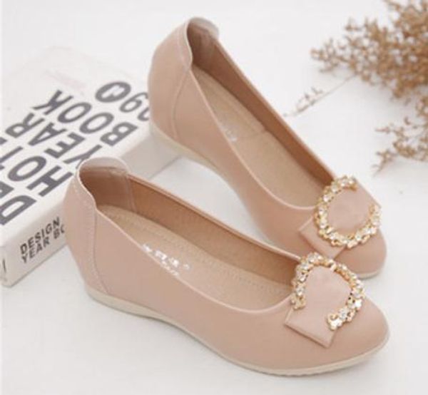 2019 women's shoes in spring and autumn with new style slope heel round head water drill @123, Black
2019 women's shoes in spring and autumn with new style slope heel round head water drill @123, Black