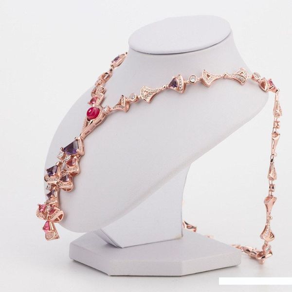 designer elegant pendant necklaces fashion exquisite charms necklace womens luxury rose necklaces wedding jewelry lover gift, Silver 
designer elegant pendant necklaces fashion exquisite charms necklace womens luxury rose necklaces wedding jewelry lover gift, Silver